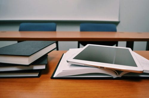 diferencias UNIR vs universidad presencial